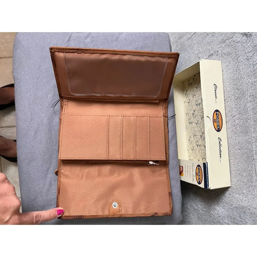 Vintage Fossil Patchwork Genuine Leather Trifold Wallet Floral Tooled Boho New